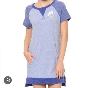NIKE sweatshirt jersey Vintage gym dress with pockets XS adorable